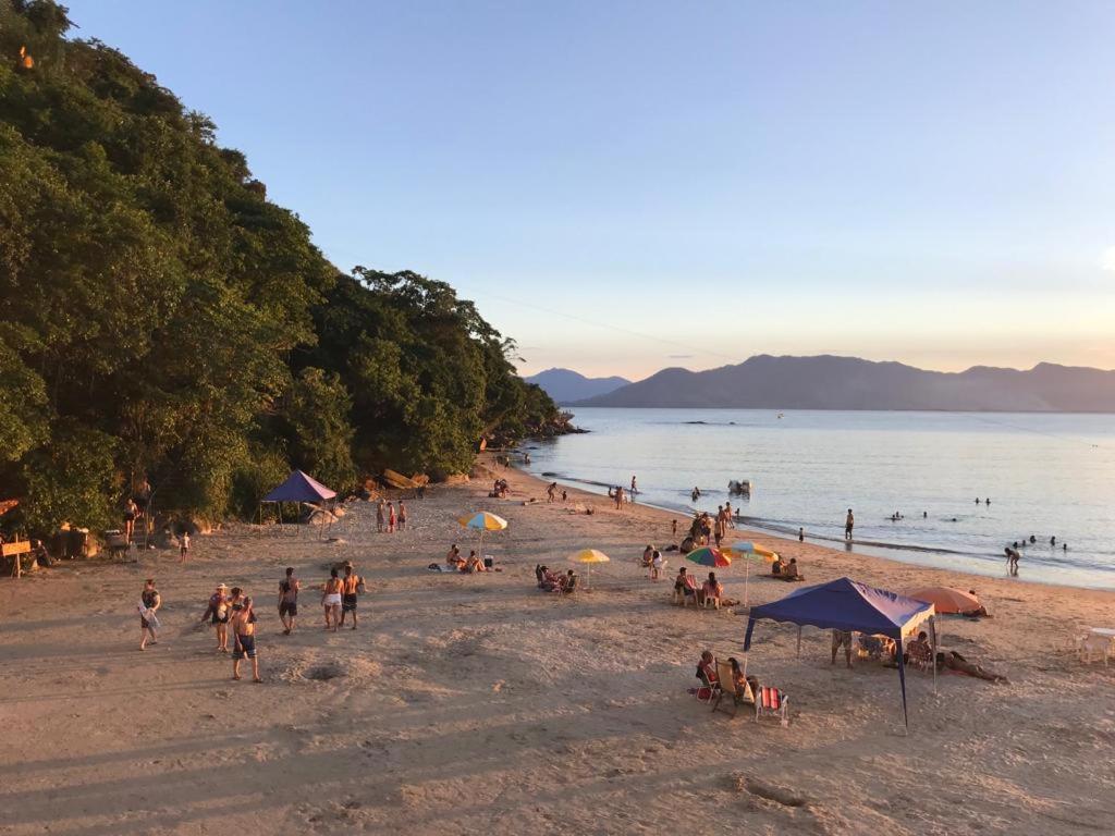 Apartamento Pe Na Areia Frente Para O Mar E Piscina Na Prainha Caraguatatuba Buitenkant foto