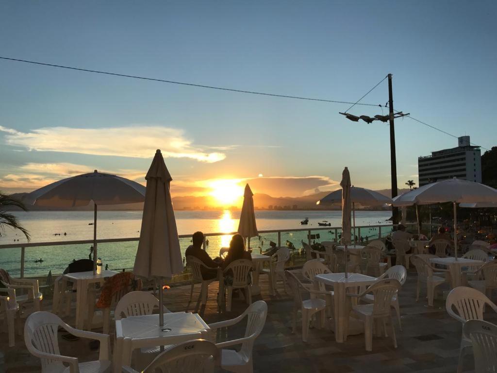 Apartamento Pe Na Areia Frente Para O Mar E Piscina Na Prainha Caraguatatuba Buitenkant foto